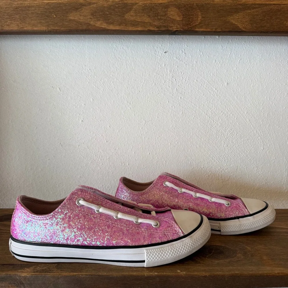 Converse Sneakers Junior Size 3.5 Chuck Taylor All Star Ox Pink Glitter 665978C